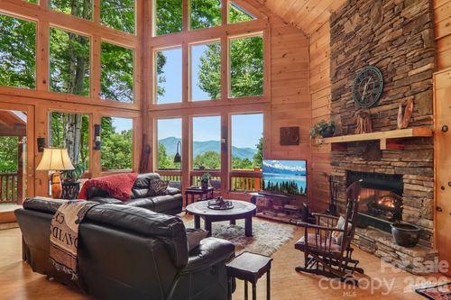 157 Kanusati Trl, Maggie Valley, NC, 28751-7735 | Card Image