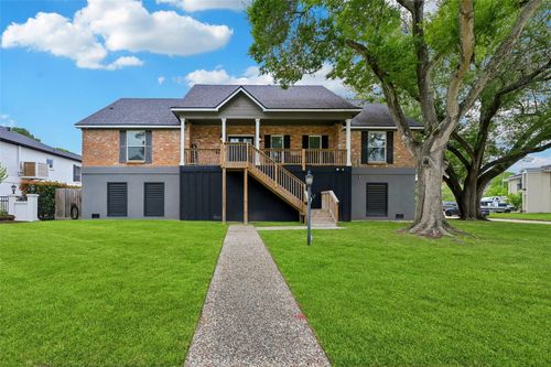 18611 Point Lookout Dr, Houston, TX, 77058-4028 | Card Image