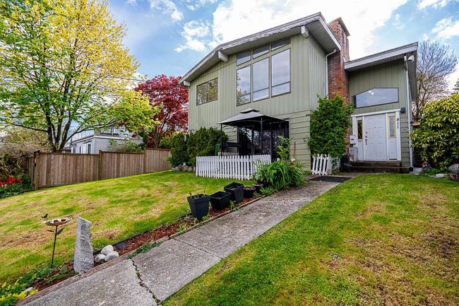 411 Wilson Street, House other with 6 bedrooms, 2 bathrooms and 3 parking in New Westminster BC | Image 1