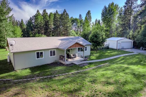 38823 N Newport Hwy, Elk, WA, 99009-9765 | Card Image