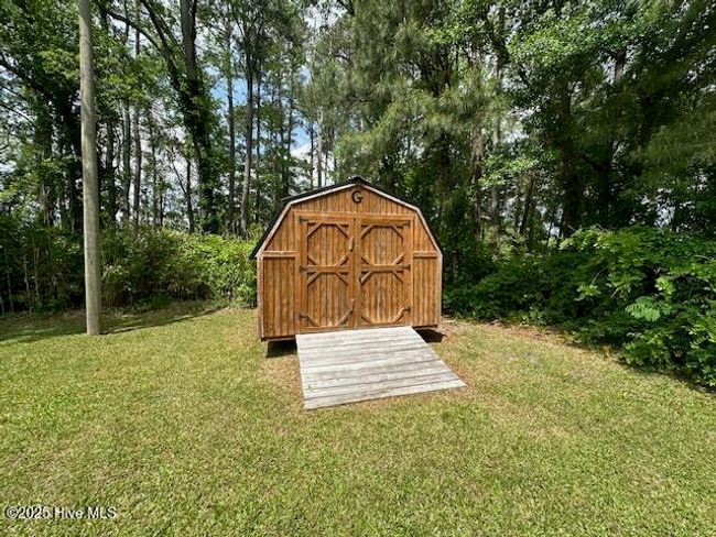2628 Monk Rd, House other with 3 bedrooms, 2 bathrooms and null parking in Bellarthur NC | Image 17