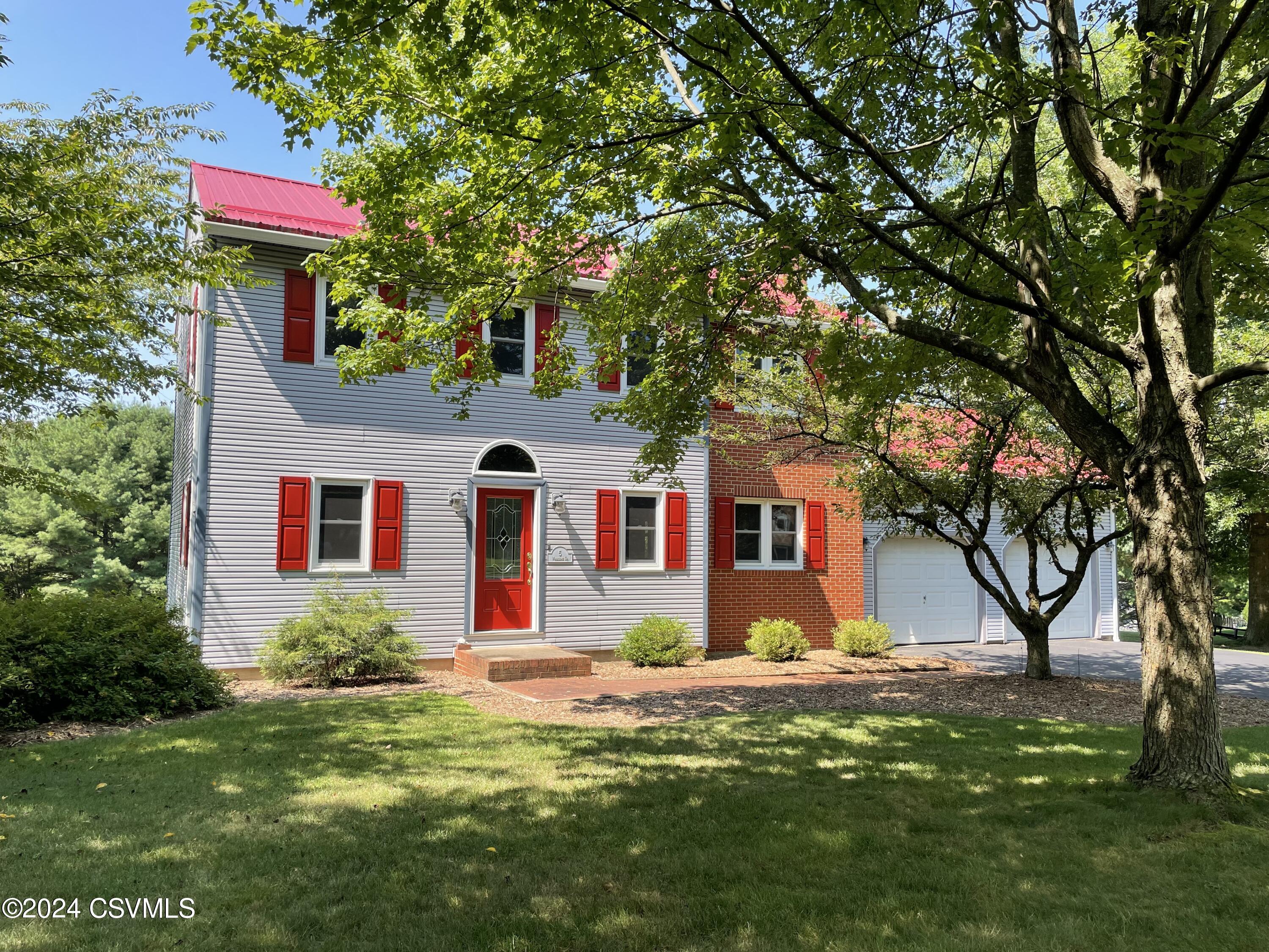 Woodsedge Dr, Winfield, PA 17889