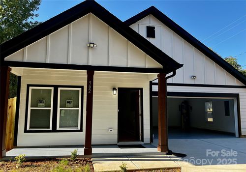 502 S Skyland Dr, Bessemer City, NC, 28016-6522 | Card Image