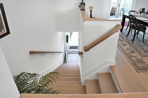 272 Silver Timber Dr, Yaphank, NY, 11980-2069 | Card Image