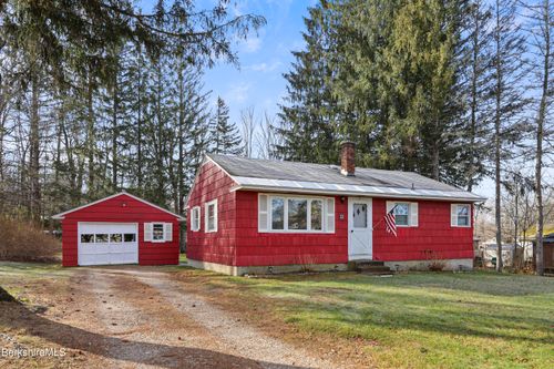 13 Pleasantview Dr, Dalton, MA, 01226-2047 | Card Image