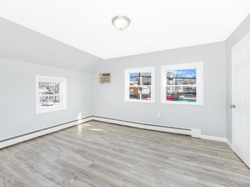 555 Kimball Ave, Yonkers, NY, 10704-2340 | Card Image