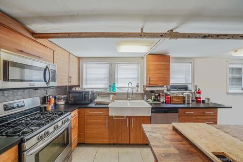 4a-144 Beach 121st St, Rockaway Park, NY, 11694-3224 | Card Image