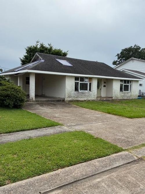 6400 Rosalie Court, Metairie, LA, 70003 | Card Image