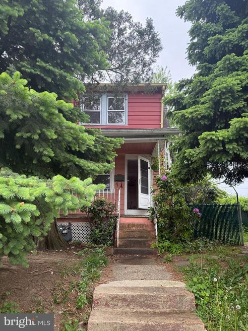 426 Custer Avenue, GLENOLDEN, PA, 19036 | Card Image