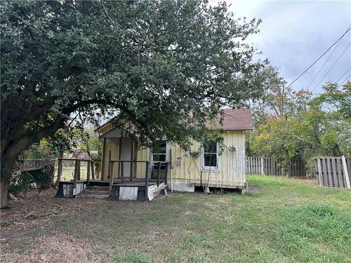 308 Mcguill St, Refugio, TX, 78377-3400 | Card Image