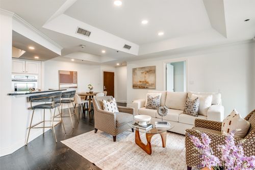 1006-5909 Luther Ln, Dallas, TX, 75225-5911 | Card Image