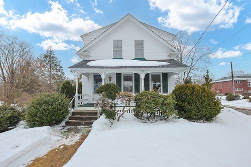 218 High St, North Attleboro, MA, 02760-1016 | Card Image