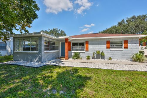 3027 W Napoleon Ave, TAMPA, FL, 33611-5323 | Card Image