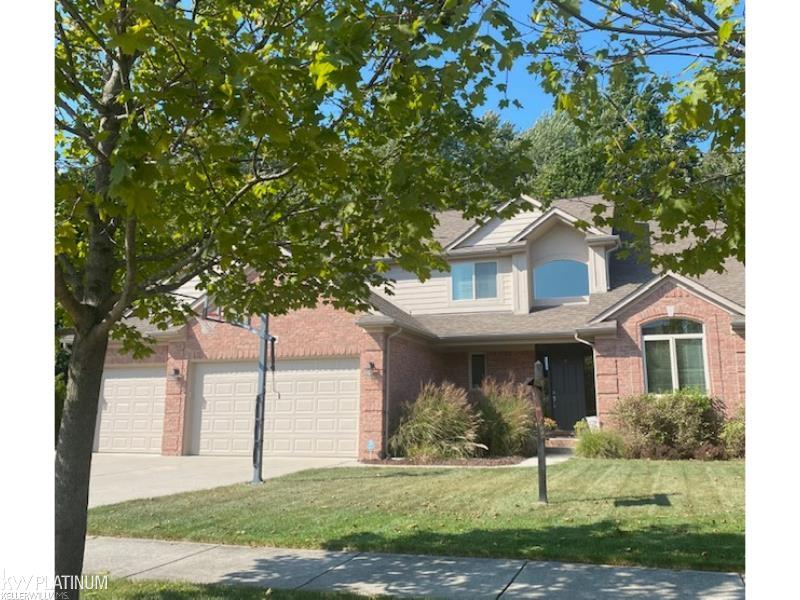Greenwood Dr, Chesterfield, MI 48047