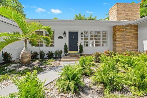4114 Santa Maria St, Coral Gables, FL, 33146-1123 | Card Image