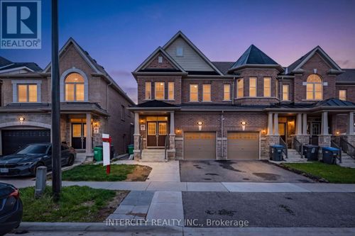 31 Matterhorn Rd, Brampton, ON, L7A5A3 | Card Image