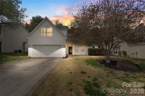 12028 Regent Ridge Ln, Charlotte, NC, 28278-0016 | Card Image