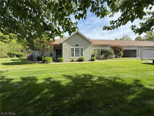 28 Hunters Woods Boulevard, Canfield, OH, 44406 | Card Image