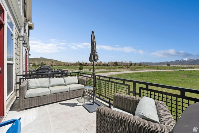 1339 Fiddich Glen Ln, Condo with 3 bedrooms, 4 bathrooms and 2 parking in Snyderville UT | Image 22