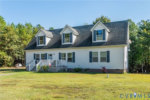 180 Mechams Cove Rd, Topping, VA, 23169-2235 | Card Image