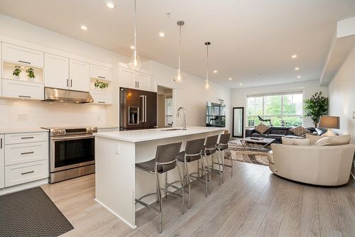 204-12367 224 St, Maple Ridge, BC, V2X6B9 | Card Image