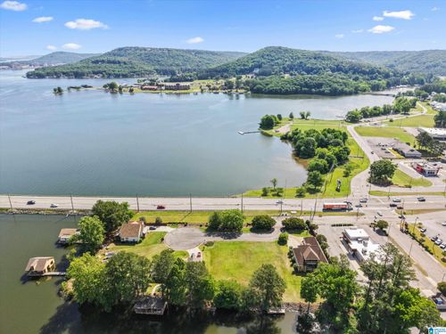 3-109 Riviera Dr, Guntersville, AL, 35976-2500 | Card Image