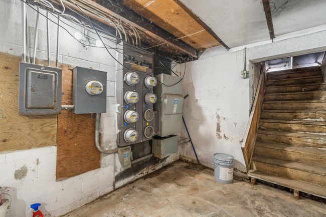 189 Buchanan St, Home with 0 bedrooms, 0 bathrooms and 15 parking in Hudson MI | Image 57