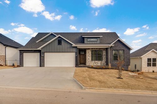 2953 W Marty St, Springfield, MO, 65810-1185 | Card Image