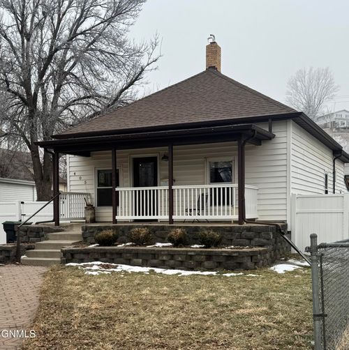 405 6th Ave Nw, Mandan, ND, 58554-2515 | Card Image
