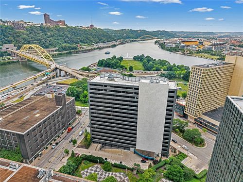1506-300 Liberty Avenue, Downtown Pgh, PA, 15222 | Card Image