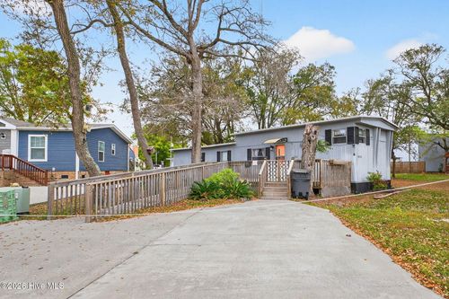 6895 14th St Sw, Ocean Isle Beach, NC, 28469-5822 | Card Image