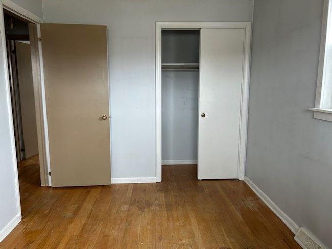 2458 Linden Ave, House other with 3 bedrooms, 2 bathrooms and 1 parking in Aliquippa PA | Image 13