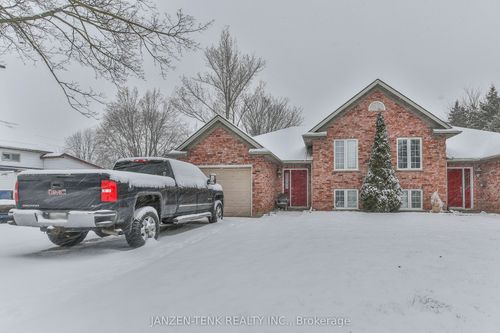 63 South St E, Aylmer, ON, N5H1P7 | Card Image