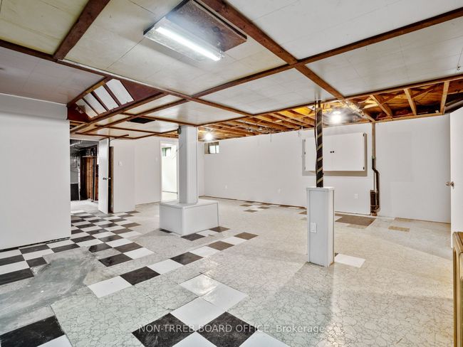 7361 Merritt Ave, House other with 3 bedrooms, 2 bathrooms and 3 parking in Niagara Falls ON | Image 30