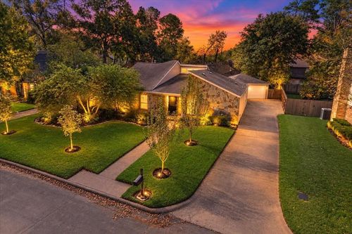 2214 Lakeville Dr, Kingwood, TX, 77339-2325 | Card Image
