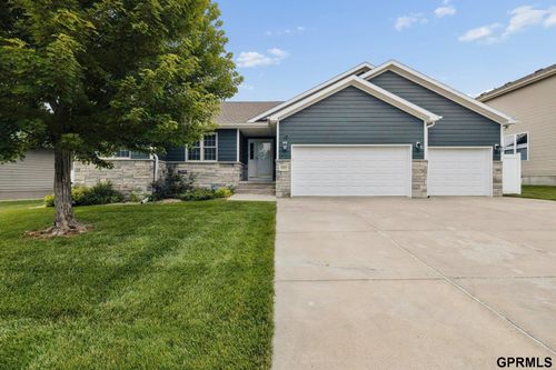 4800 S 75th St, Lincoln, NE, 68516-6713 | Card Image