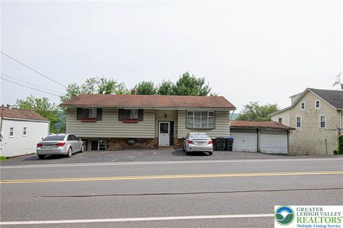 1208 E Susquehanna St, Allentown, PA, 18103-8401 | Card Image