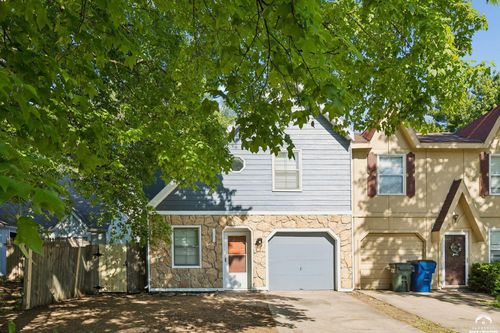 303 Northwood Drive, Lawrence, KS, 66044 | Card Image