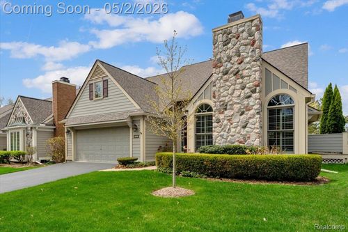 2256 Sudbury Way, Bloomfield Hills, MI, 48304-3800 | Card Image