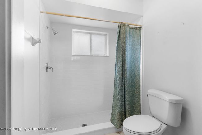 1350 Gatewood Ave, House other with 3 bedrooms, 2 bathrooms and null parking in Spring Hill FL | Image 20