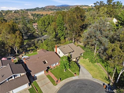 780 S Carriage Cir, Anaheim, CA, 92807-4905 | Card Image