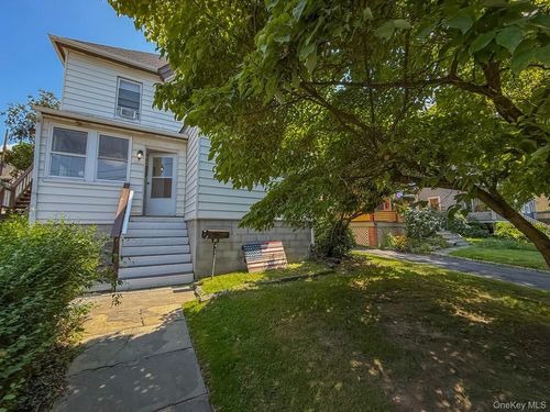 325 Smith St, Peekskill, NY, 10566-4507 | Card Image