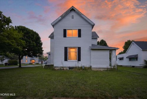 130 Apple St, Tiffin, OH, 44883-1447 | Card Image