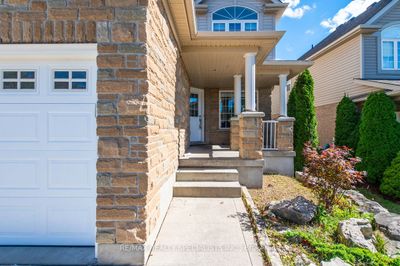 92 Pebblecreek Dr, House other with 3 bedrooms, 4 bathrooms and 4 parking in Kitchener ON | Image 3