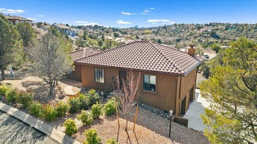2402 Desert Willow Dr, Prescott, AZ, 86301-4346 | Card Image