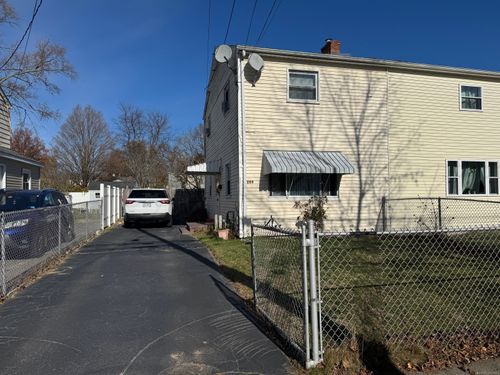 209 Mcgrath Ct, Stratford, CT, 06615-6964 | Card Image