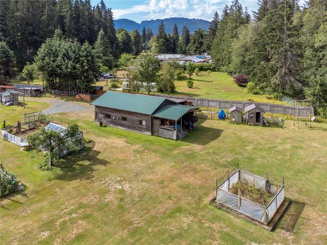 1301 Sayward Rd, House other with 5 bedrooms, 3 bathrooms and 6 parking in Sayward BC | Image 77