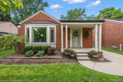 1532 Cheltenham Rd, Birmingham, MI, 48009-7263 | Card Image