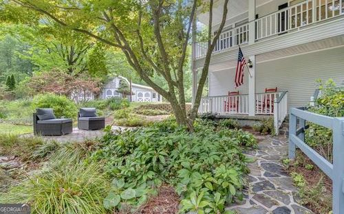 7 Hobbitt Trl, Newnan, GA, 30263-4108 | Card Image