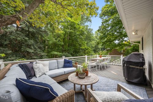 806 Beaver Dam Rd, Raleigh, NC, 27607-4008 | Card Image